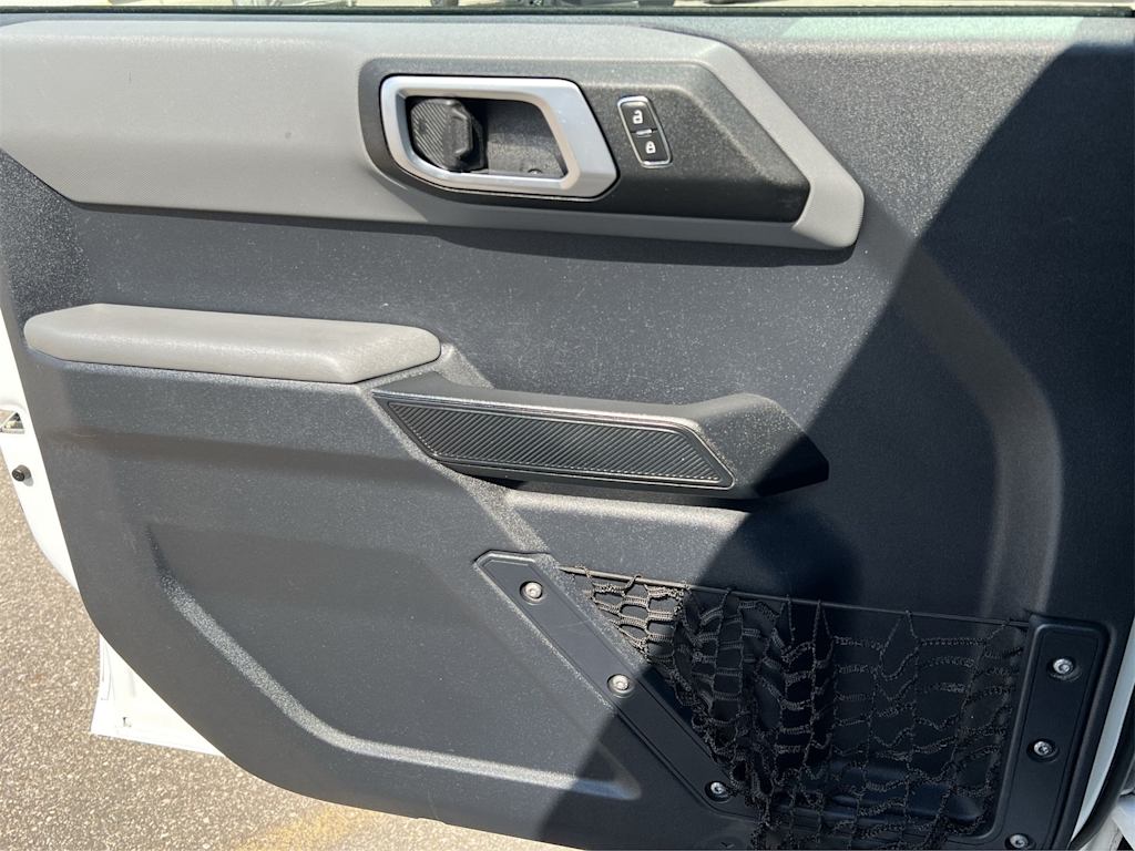 Thumbnail: 2021 Ford Bronco - 32