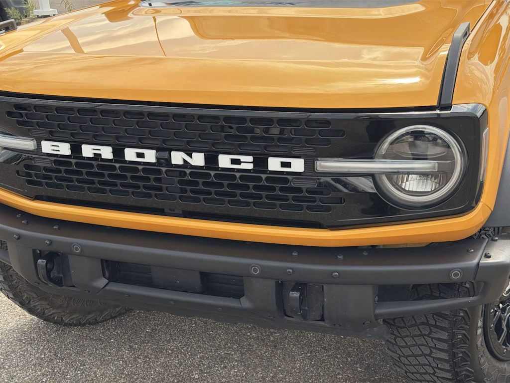 Thumbnail: 2022 Ford Bronco - 22