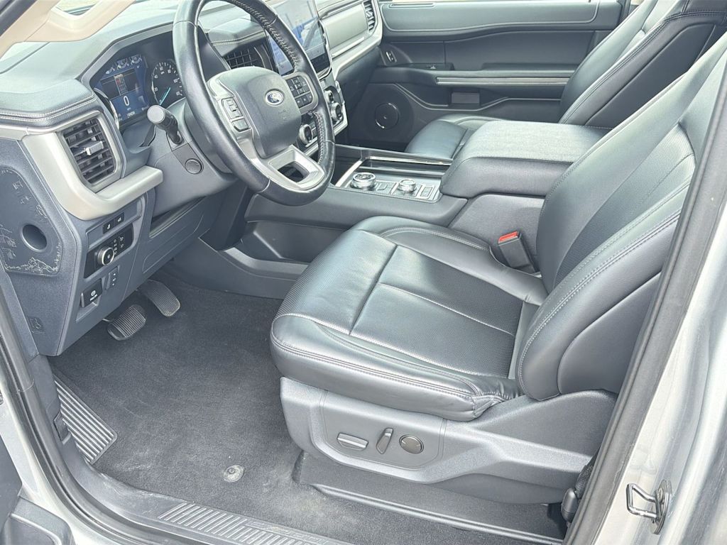 Thumbnail: 2023 Ford Expedition MAX - 10