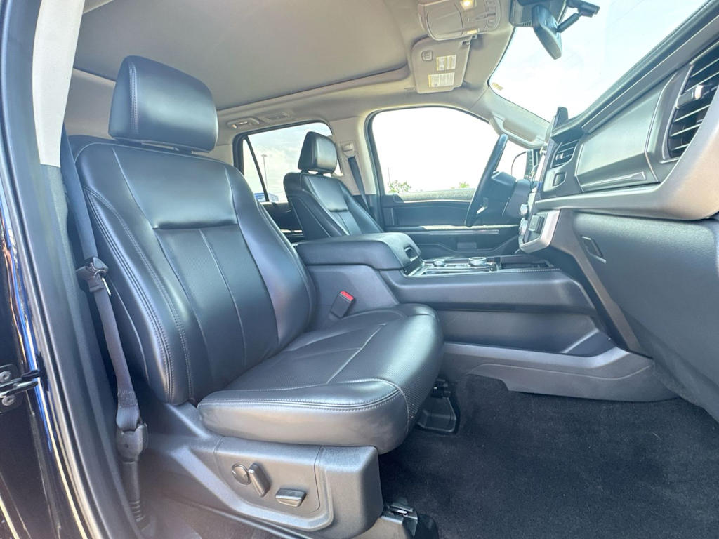 Thumbnail: 2022 Ford Expedition MAX - 28