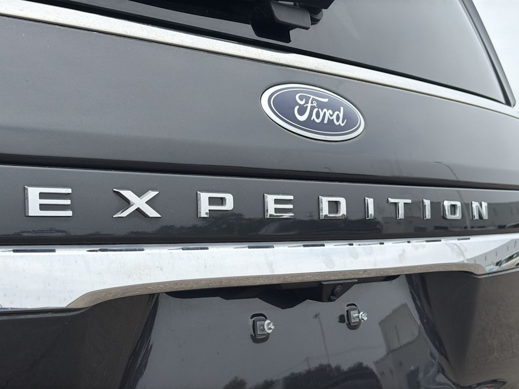 Thumbnail: 2023 Ford Expedition MAX - 24