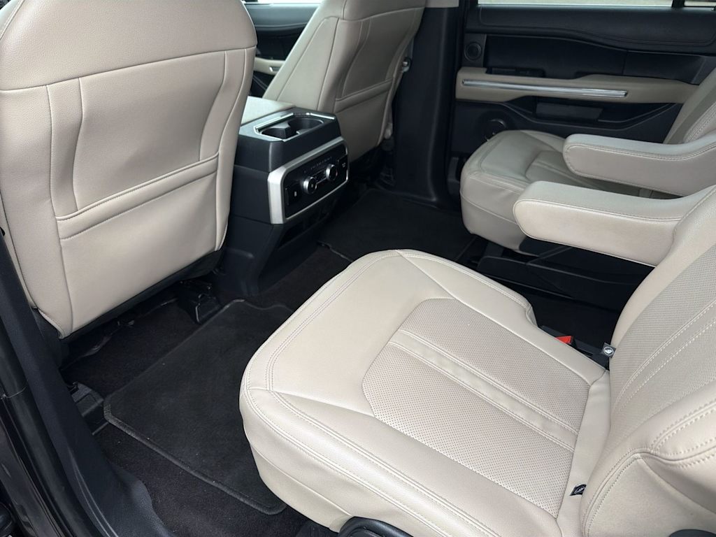 Thumbnail: 2023 Ford Expedition MAX - 26