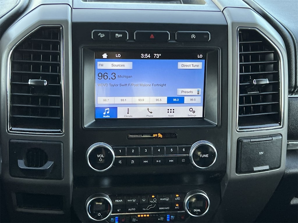 Thumbnail: 2019 Ford Expedition - 13