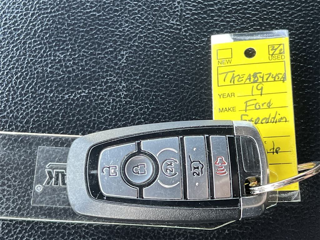 Thumbnail: 2019 Ford Expedition - 16