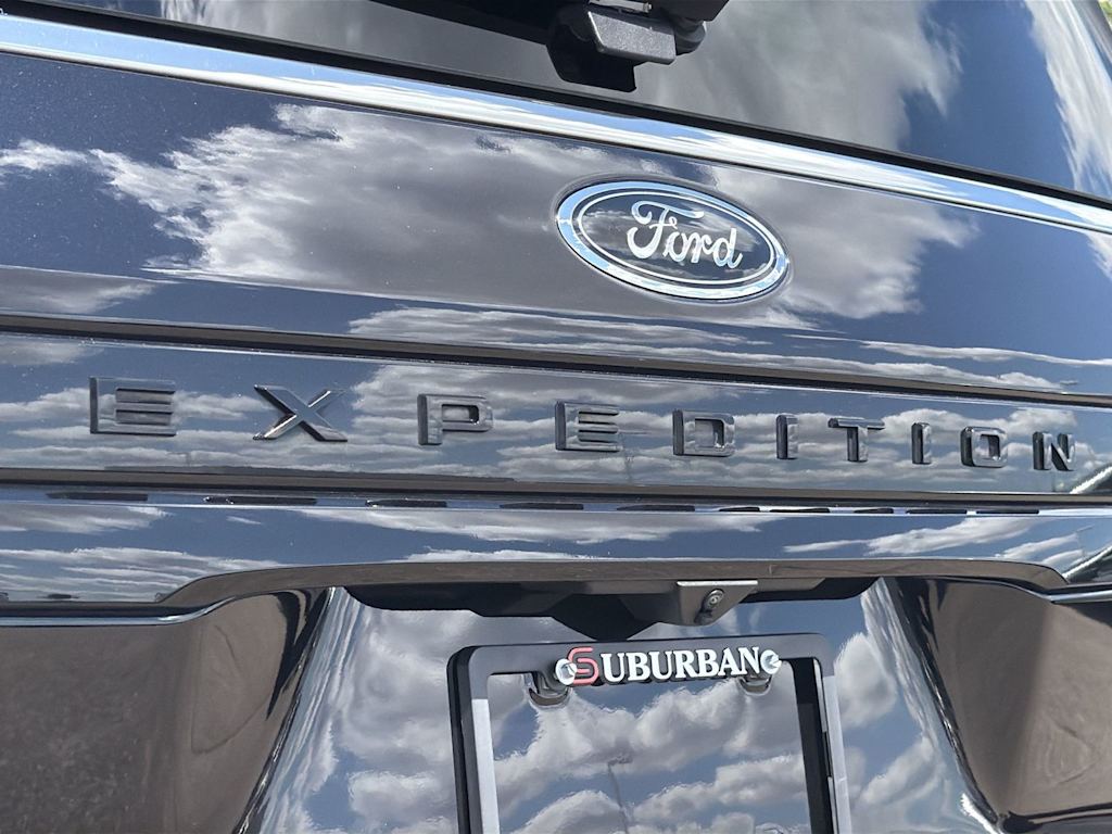 Thumbnail: 2023 Ford Expedition - 24