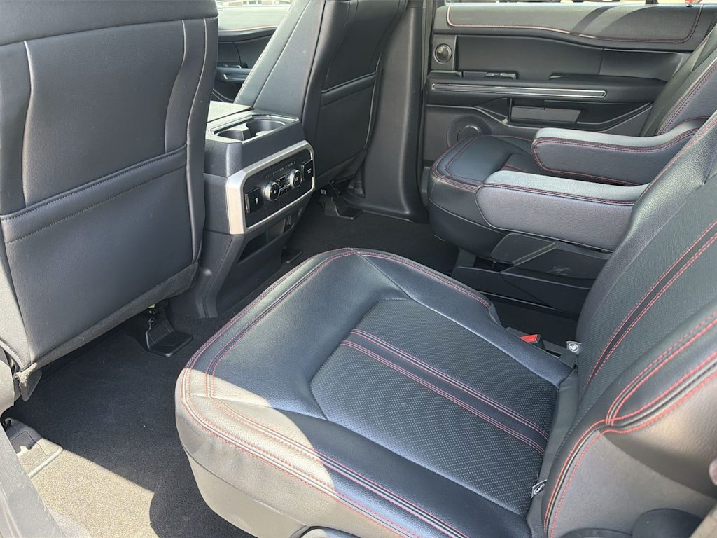 Thumbnail: 2023 Ford Expedition - 12