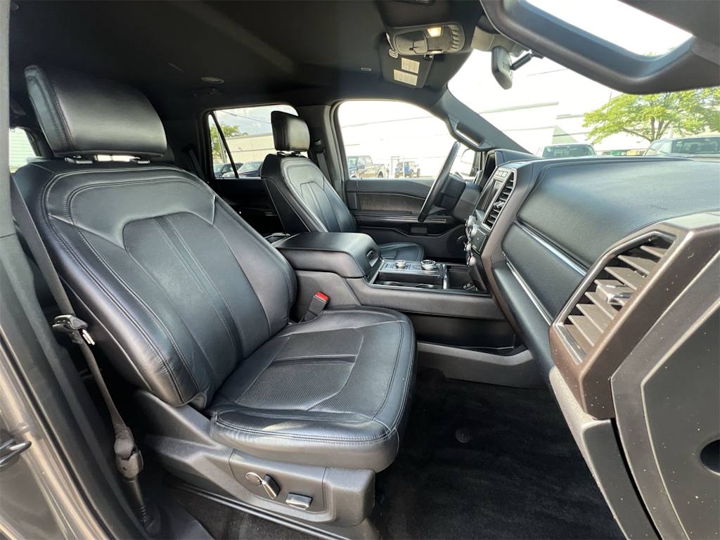 Thumbnail: 2019 Ford Expedition - 27