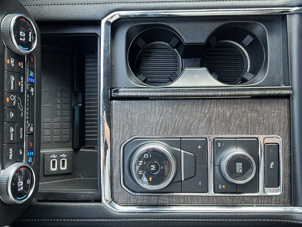 Thumbnail: 2019 Ford Expedition - 34