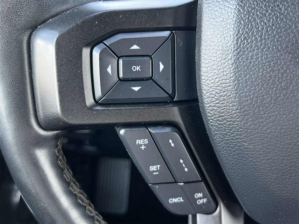 Thumbnail: 2019 Ford Expedition - 28