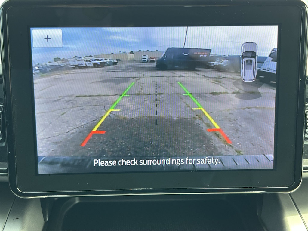 Thumbnail: 2022 Ford Explorer - 33