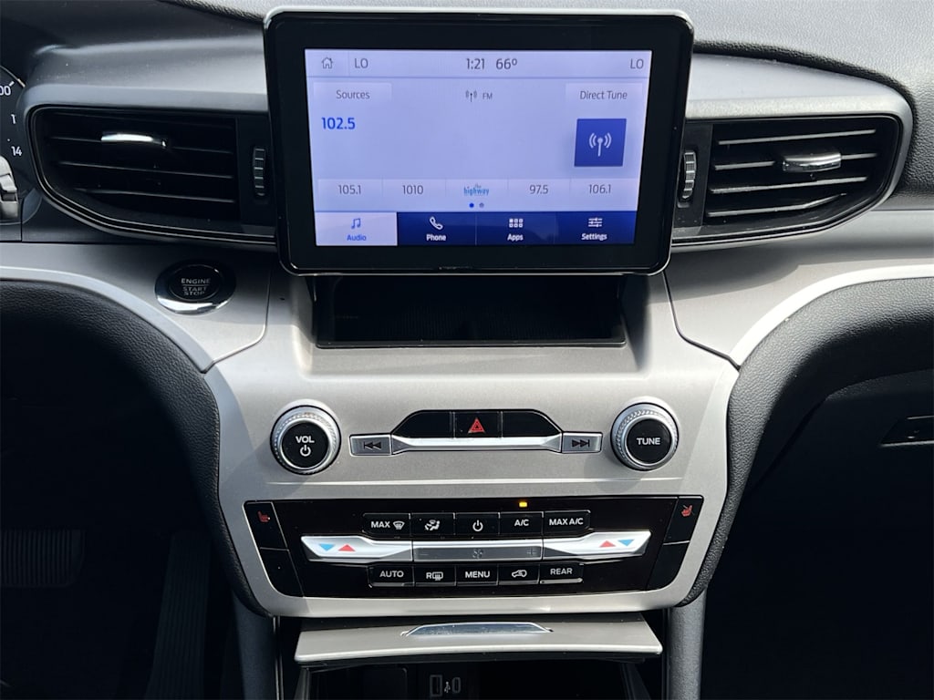 Thumbnail: 2022 Ford Explorer - 14