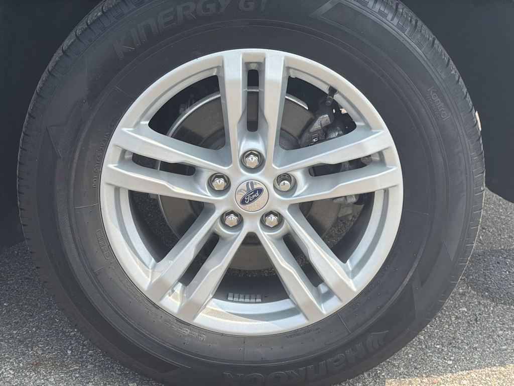 Thumbnail: 2023 Ford Explorer - 8