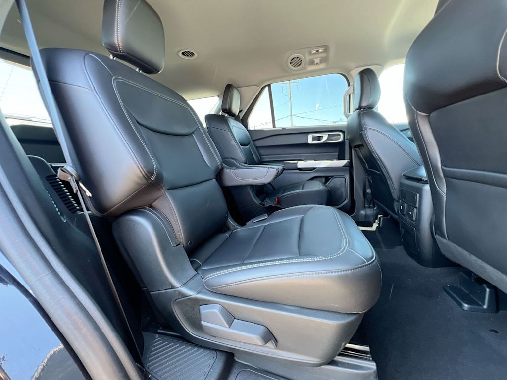 Thumbnail: 2023 Ford Explorer - 25