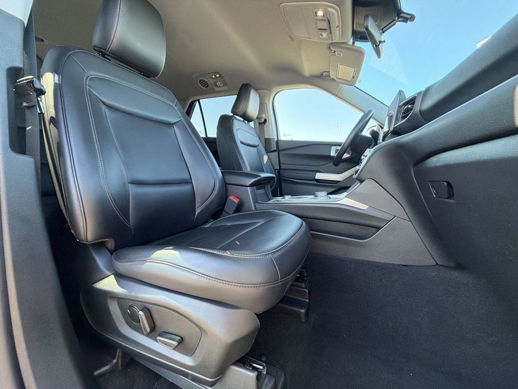 Thumbnail: 2023 Ford Explorer - 27