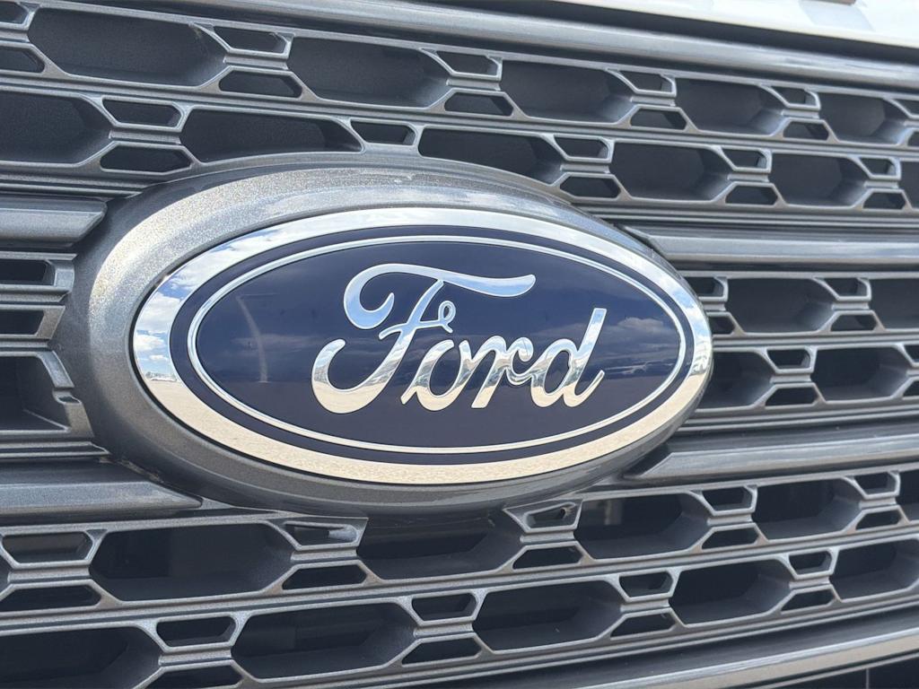 Thumbnail: 2023 Ford Explorer - 6