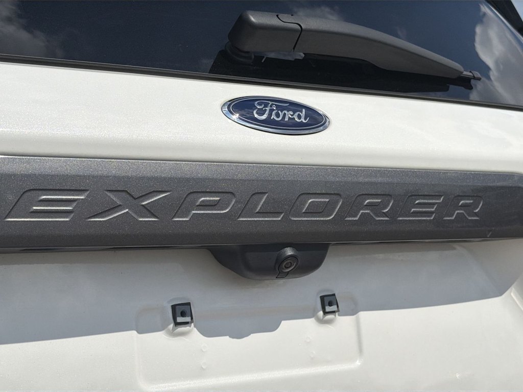 Thumbnail: 2023 Ford Explorer - 22