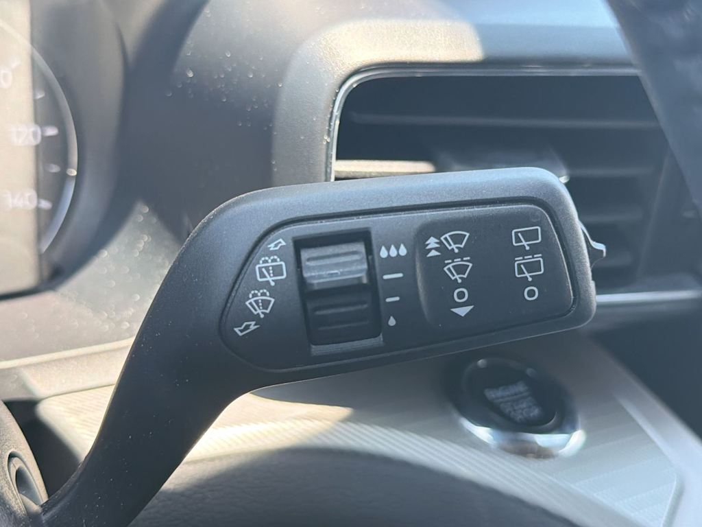 Thumbnail: 2024 Ford Explorer - 29