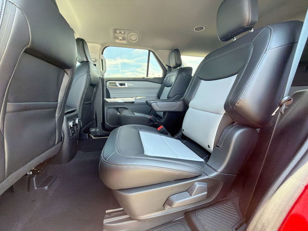 Thumbnail: 2024 Ford Explorer - 24