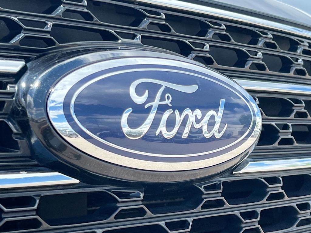 Thumbnail: 2020 Ford Explorer - 22
