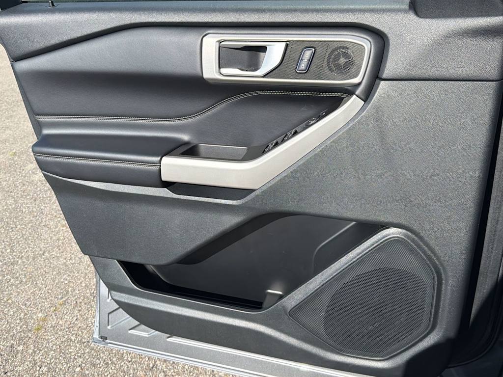 Thumbnail: 2023 Ford Explorer - 33