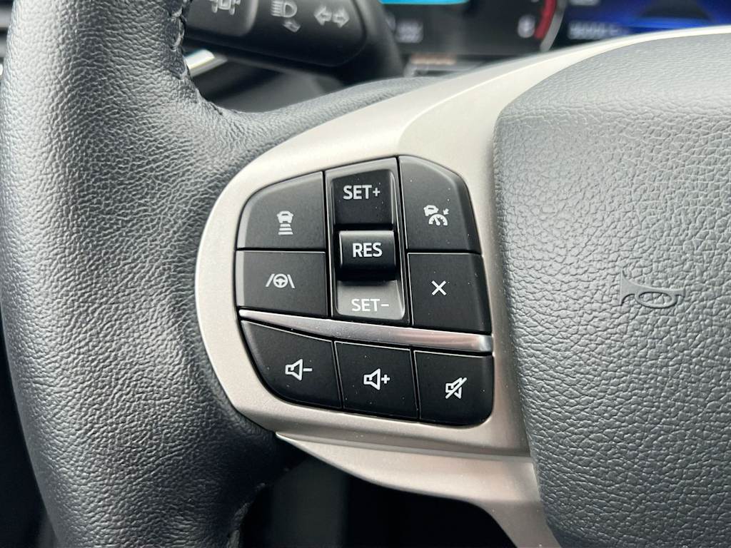 Thumbnail: 2023 Ford Explorer - 27