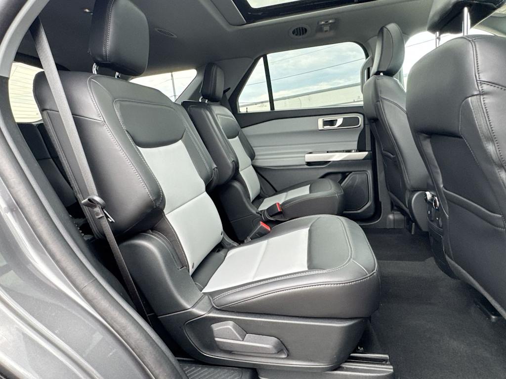 Thumbnail: 2023 Ford Explorer - 26