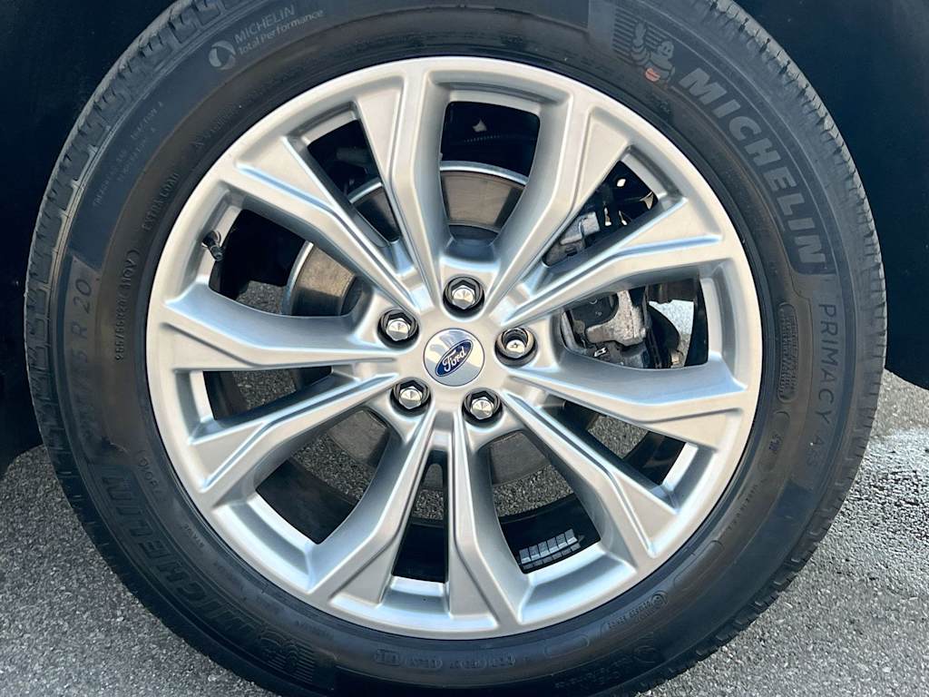 Thumbnail: 2024 Ford Explorer - 8