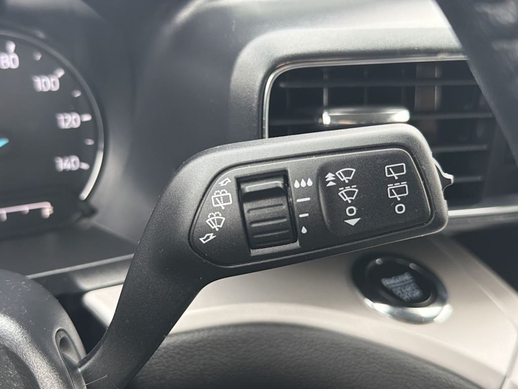 Thumbnail: 2024 Ford Explorer - 31