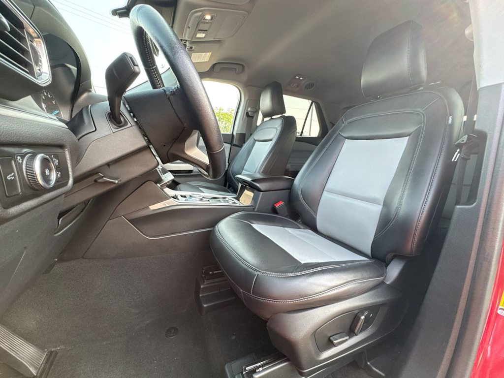 Thumbnail: 2023 Ford Explorer - 11
