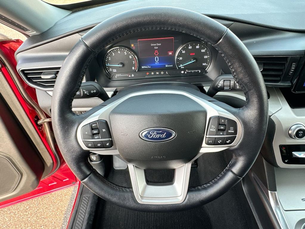 Thumbnail: 2023 Ford Explorer - 9