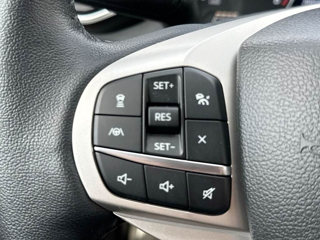 Thumbnail: 2023 Ford Explorer - 28
