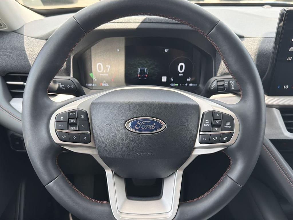 Thumbnail: 2026 Ford Explorer - 9