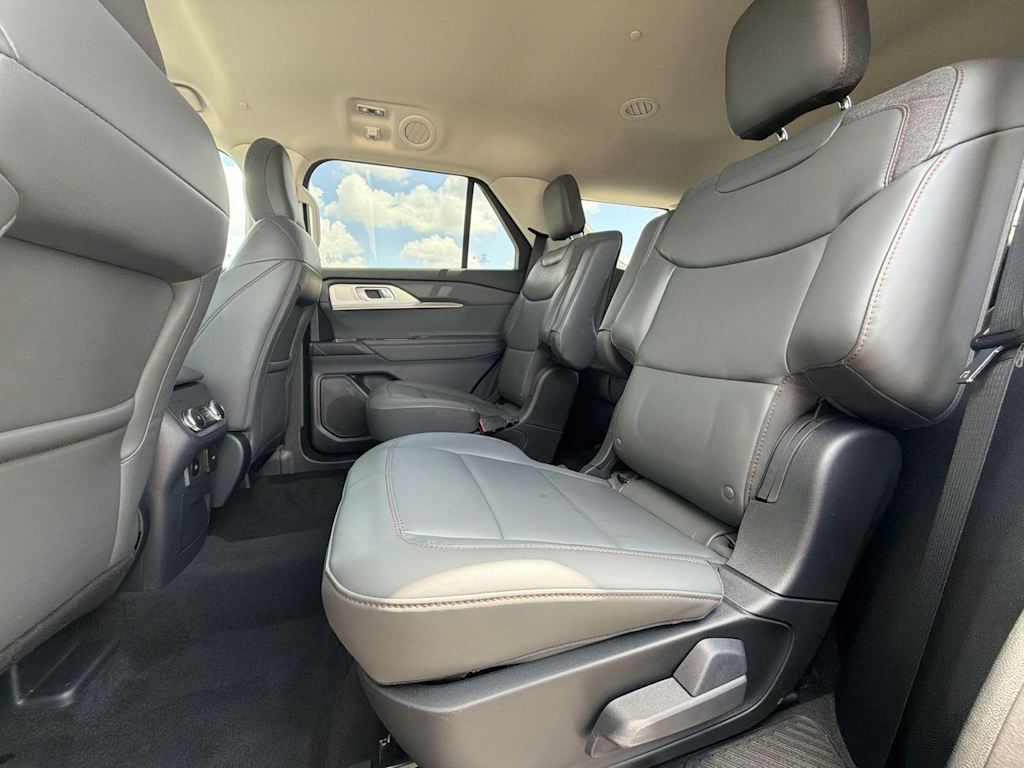 Thumbnail: 2026 Ford Explorer - 23