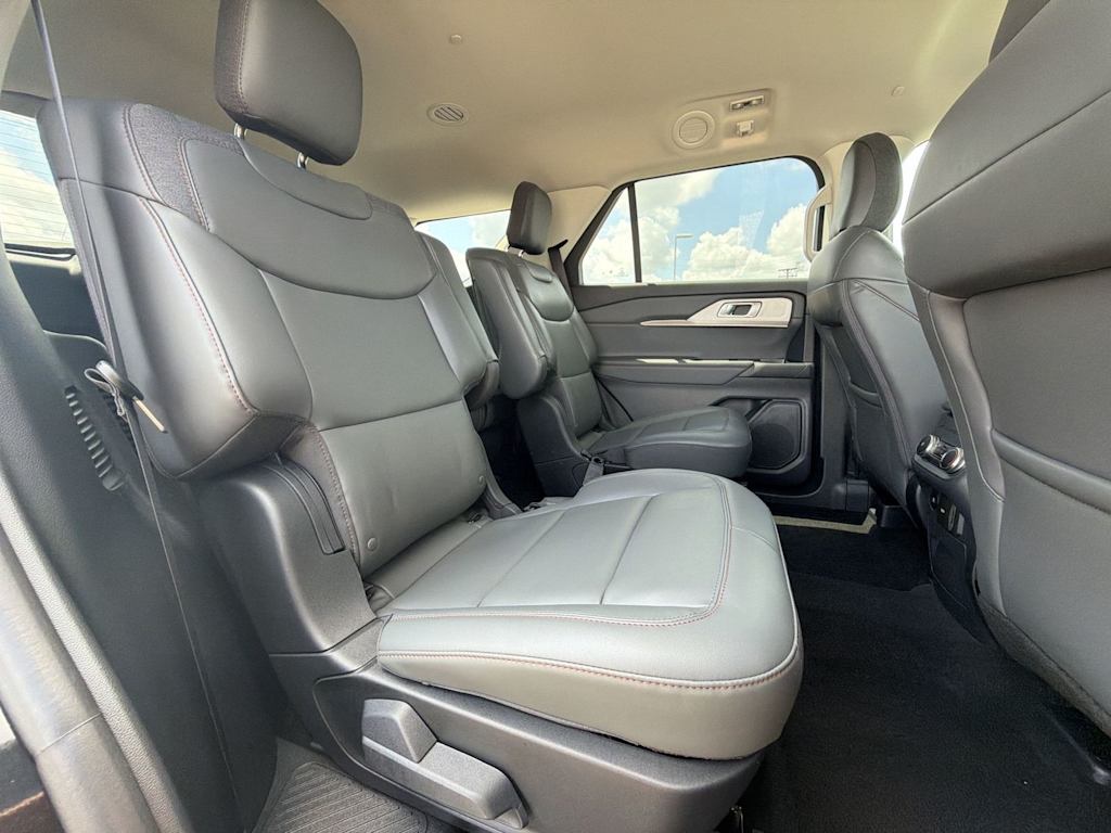 Thumbnail: 2026 Ford Explorer - 24
