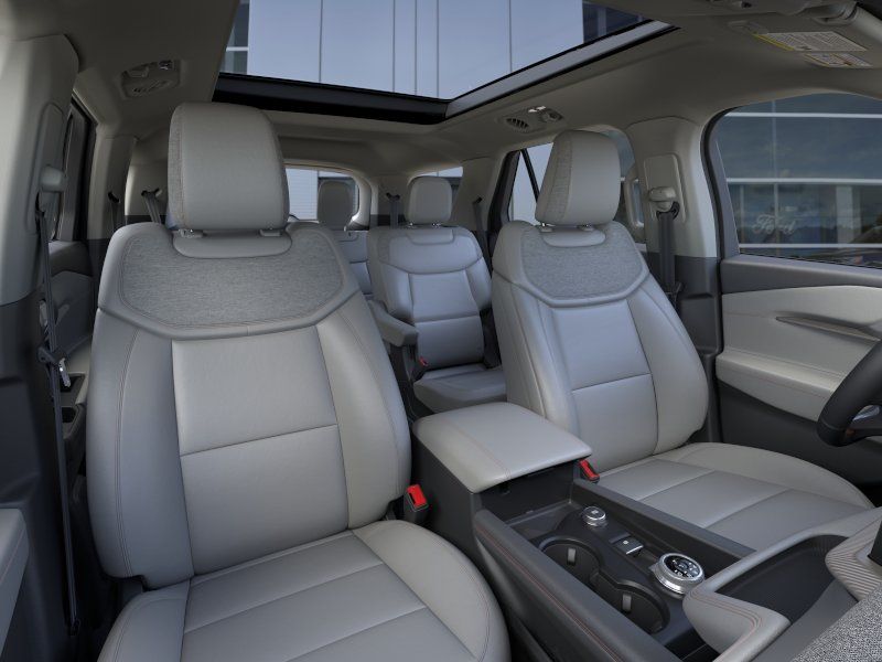 Thumbnail: 2026 Ford Explorer - 7