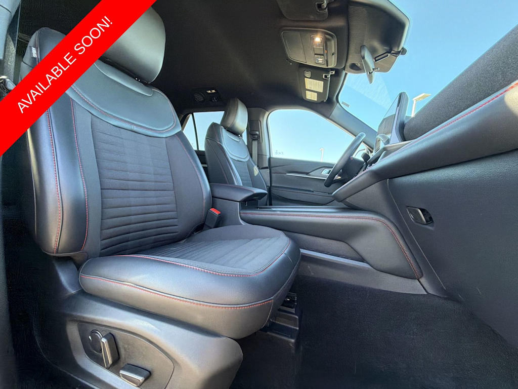 Thumbnail: 2025 Ford Explorer - 26
