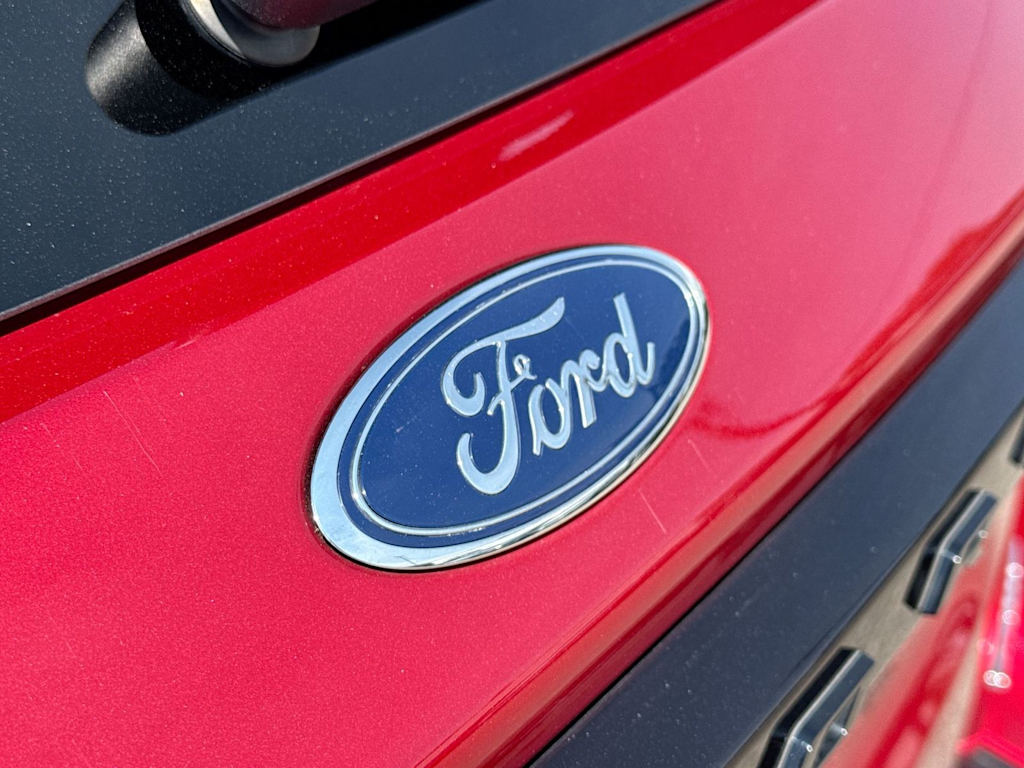 Thumbnail: 2025 Ford Explorer - 6
