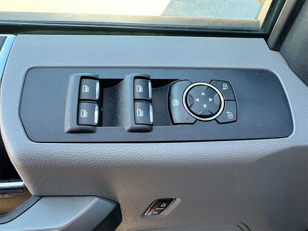 Thumbnail: 2017 Ford F-250 - 23