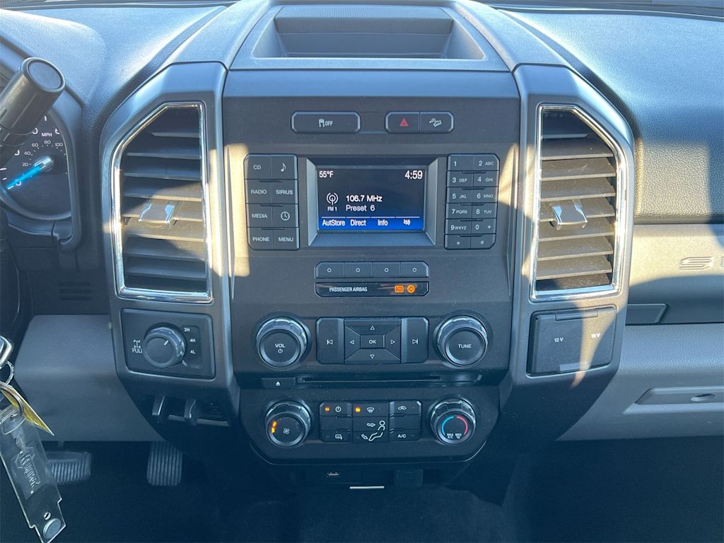 Thumbnail: 2017 Ford F-250 - 30