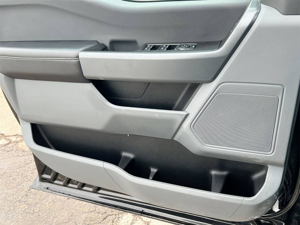 Thumbnail: 2023 Ford F-150 - 33