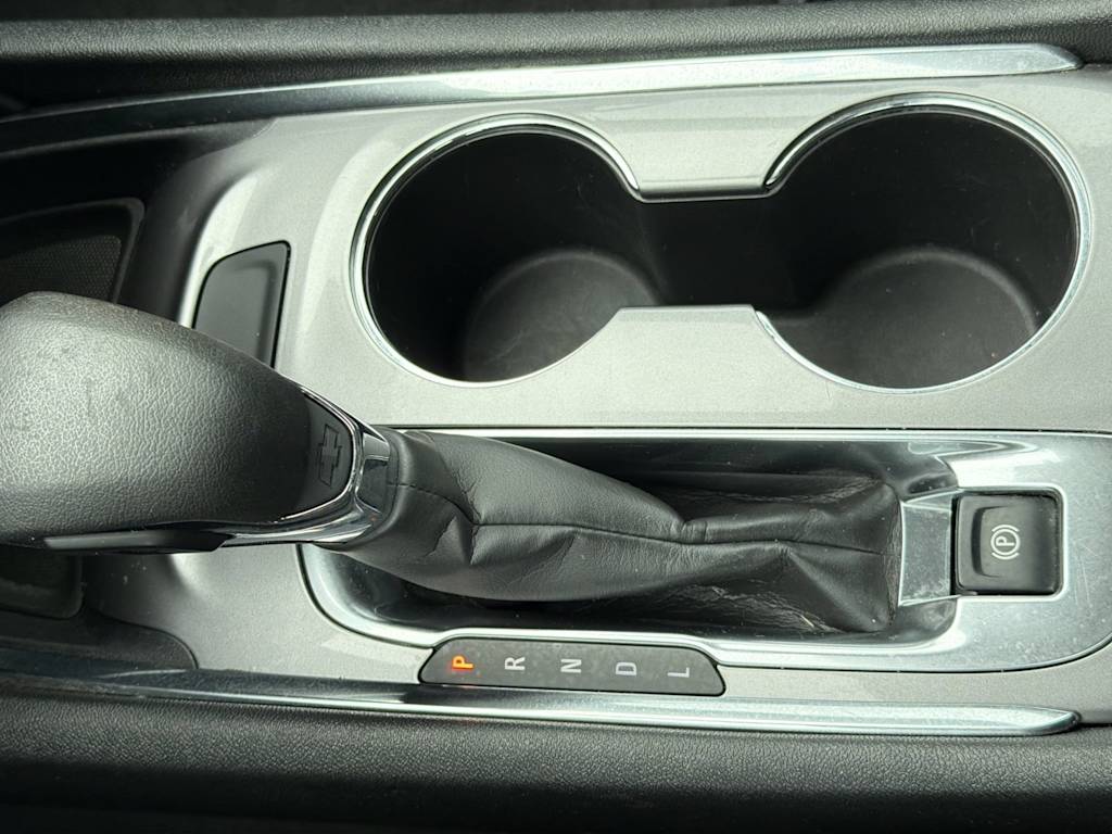 Thumbnail: 2023 Chevrolet Malibu - 33