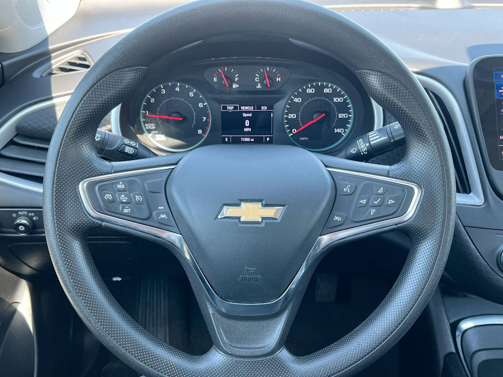 Thumbnail: 2024 Chevrolet Malibu - 9
