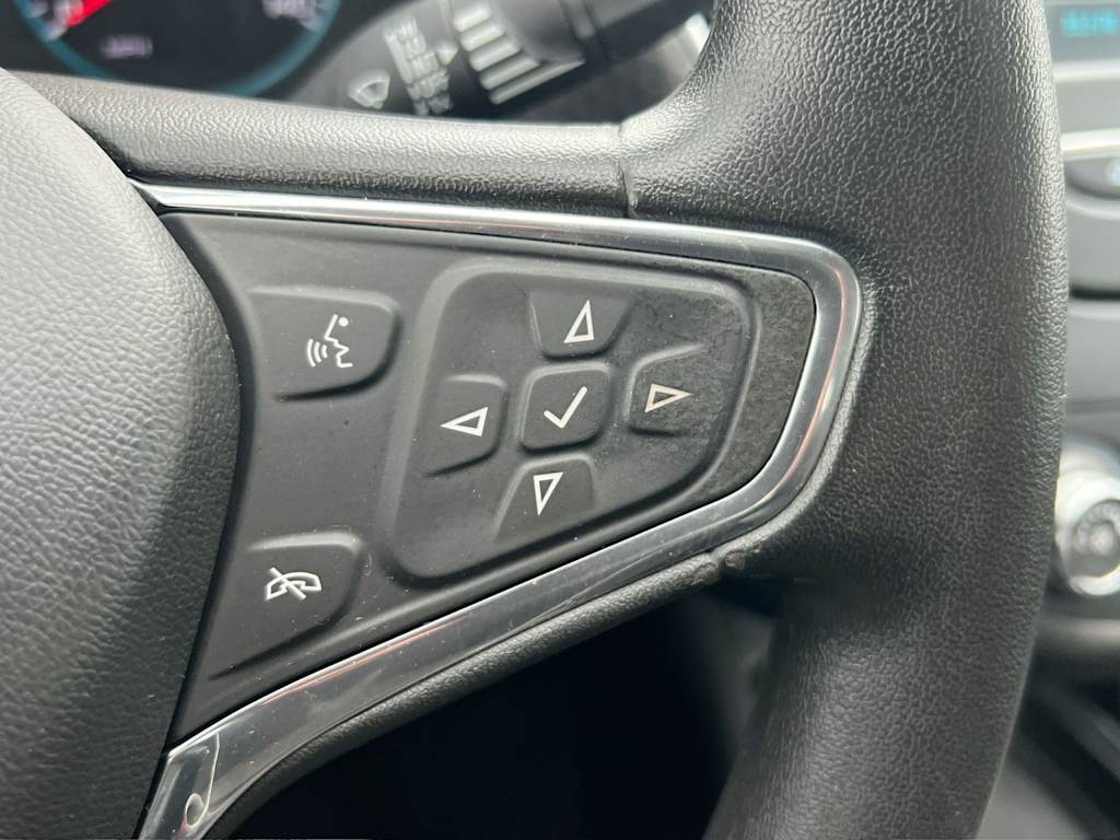 Thumbnail: 2016 Chevrolet Malibu - 28