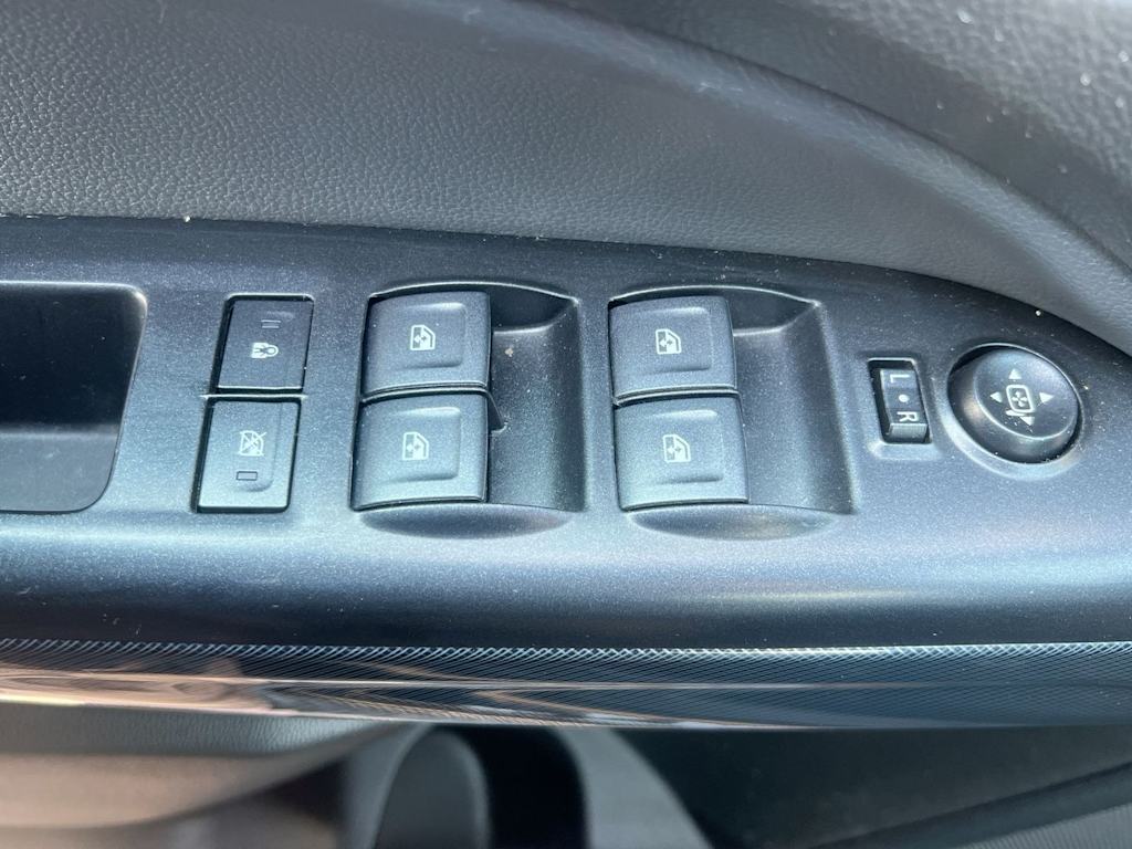 Thumbnail: 2020 Chevrolet Colorado - 23