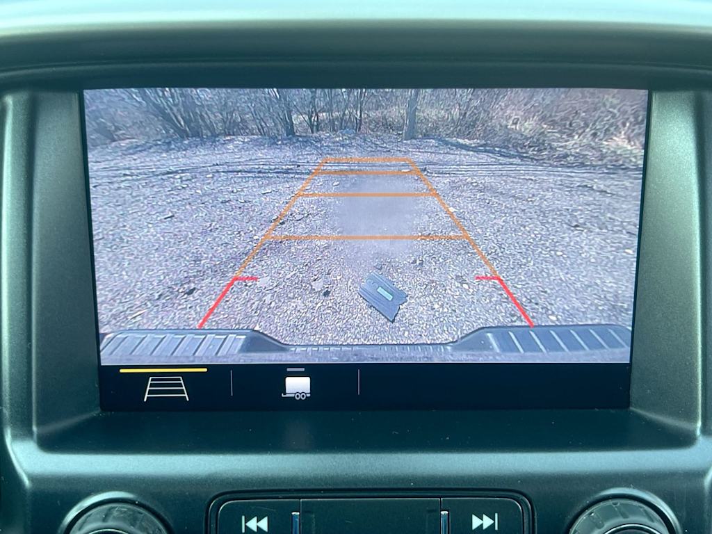 Thumbnail: 2020 Chevrolet Colorado - 32