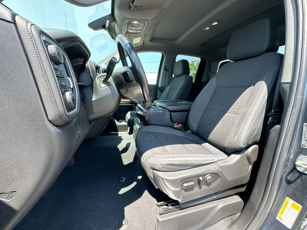 Thumbnail: 2019 Chevrolet Silverado 1500 - 11