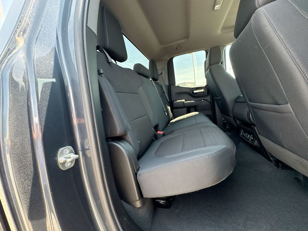 Thumbnail: 2019 Chevrolet Silverado 1500 - 26