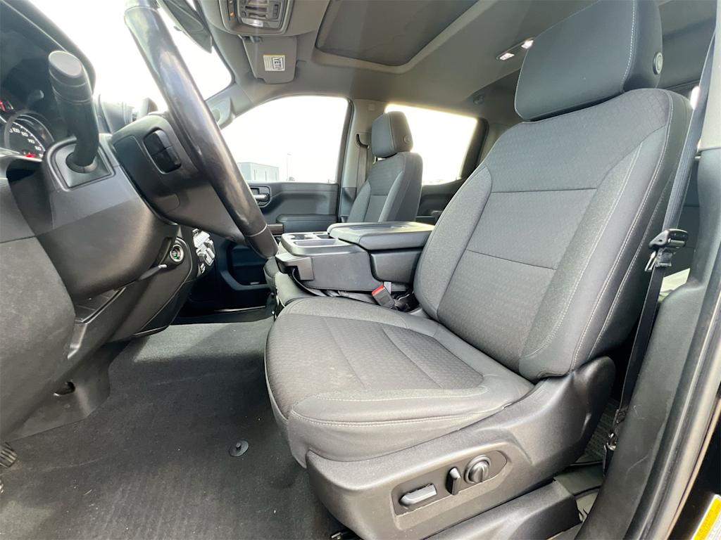 Thumbnail: 2019 Chevrolet Silverado 1500 - 11