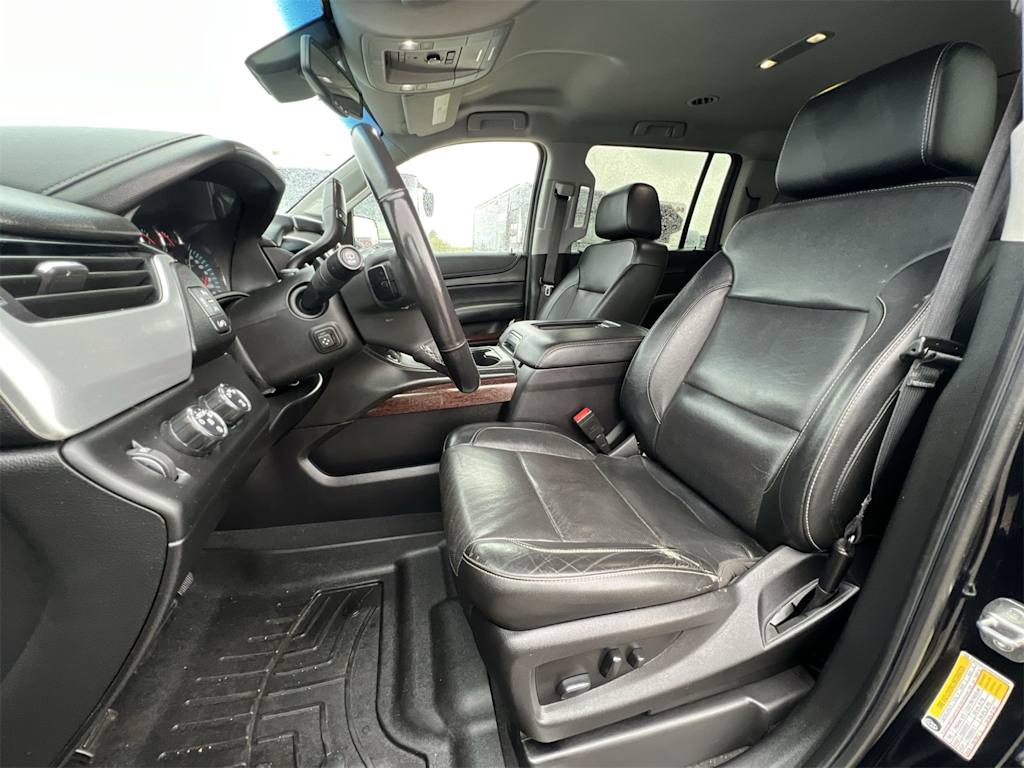 Thumbnail: 2019 GMC Yukon XL - 11