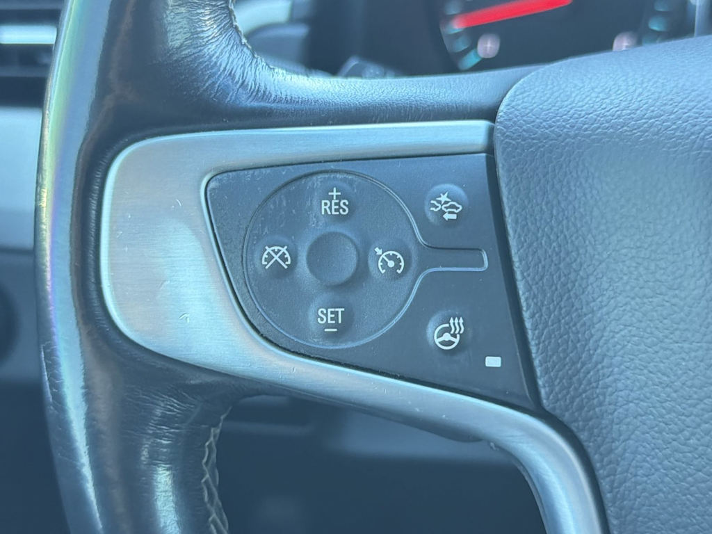 Thumbnail: 2018 GMC Yukon XL - 29